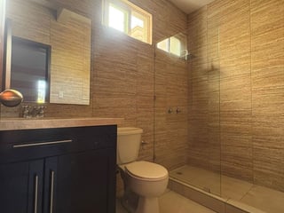 Casa en Alquiler Condominio Entreverdes Km. 20.5 carretera a Fraijanes - Image 12