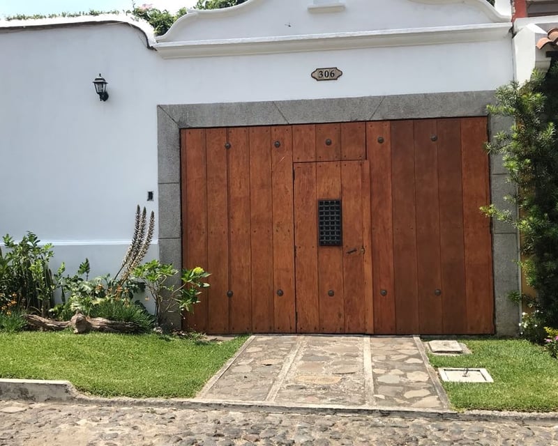 CASA EN VENTA, en Condominio  Bella Vista en Jocotenango
