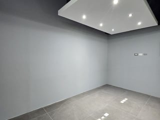 Venta o Alquiler de Oficina en Europlaza zona 14 - Image 9