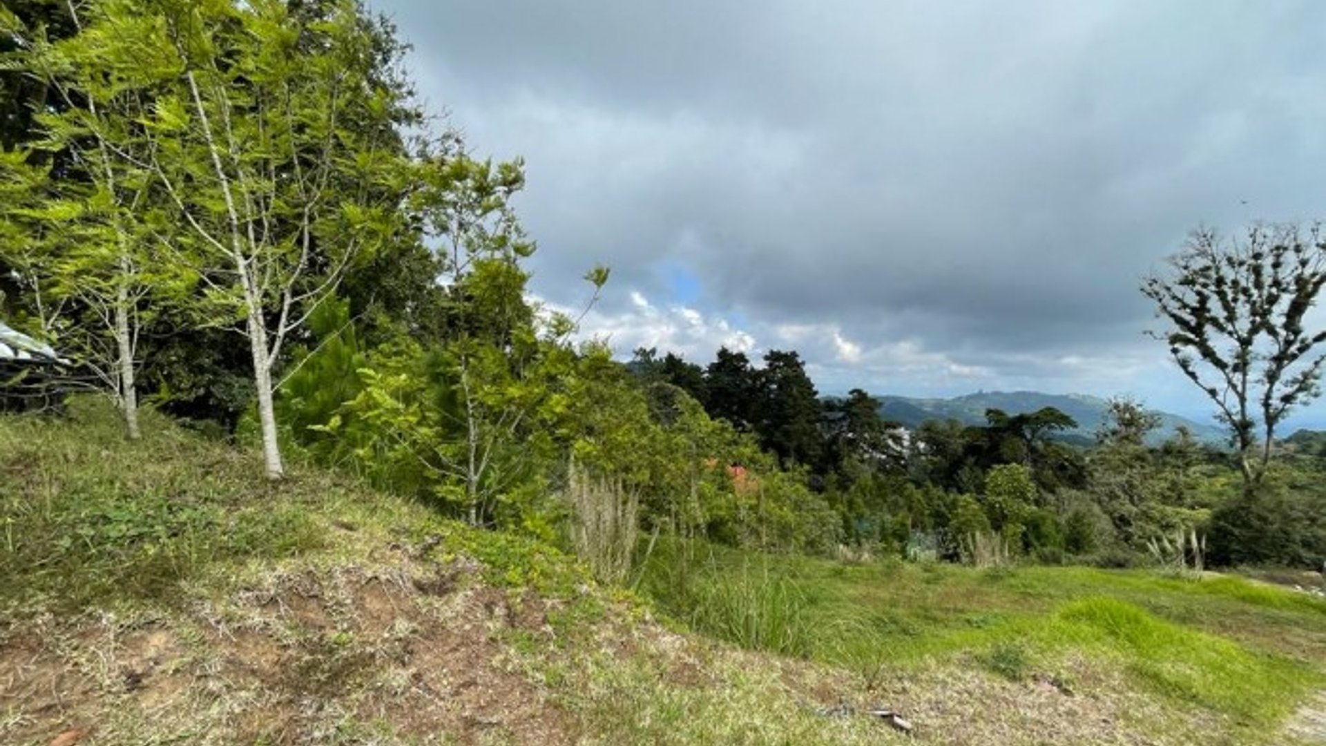 Terreno en Venta en Santa Catarina Pinula comercial