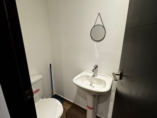 APARTAMENTO EN EDIFICIO VIVALT ZONA 10 - 5