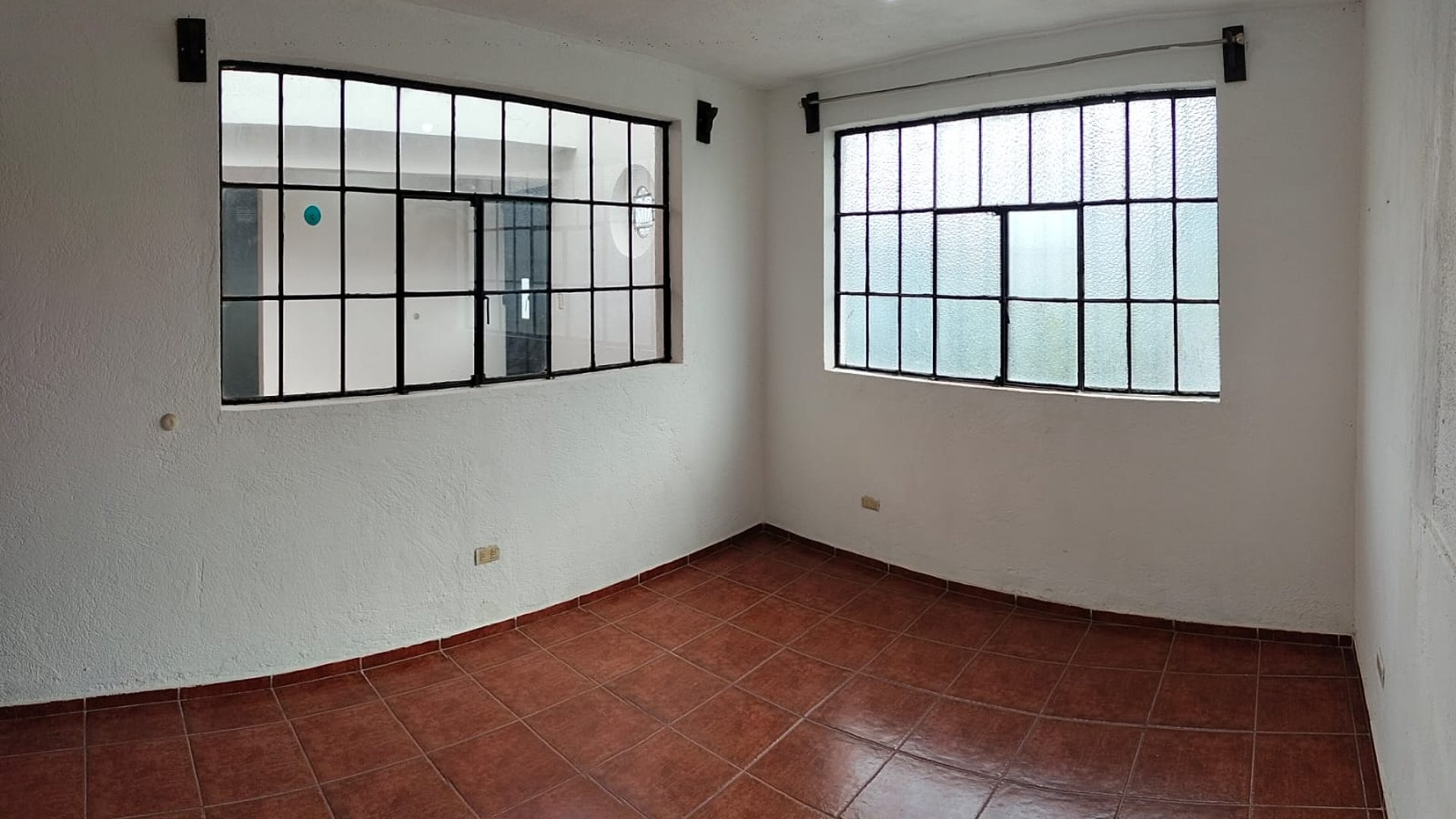 Casa exclusiva para los que están buscando tranquila. - Miniatura 4