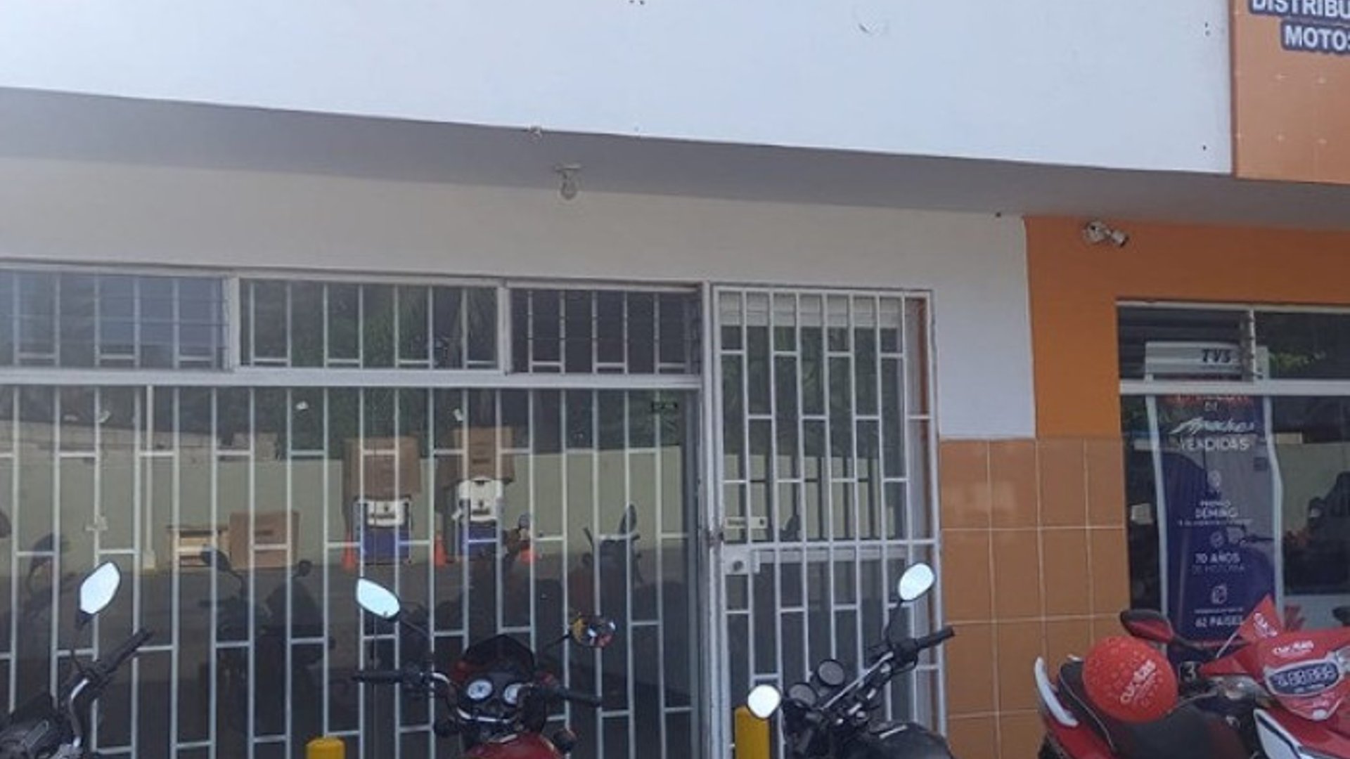 Local Comercial Premiun en Renta En El Puerto San José. - Miniatura 2