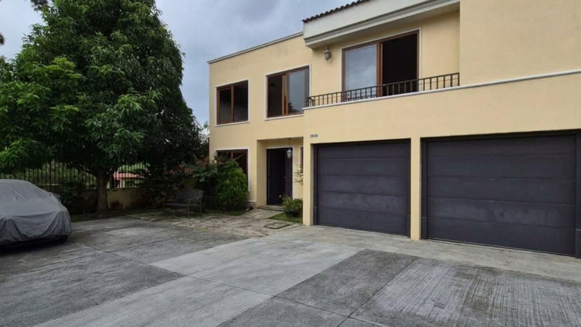 Casa en renta y venta Cumbres de La Arboleda km 21 CAES