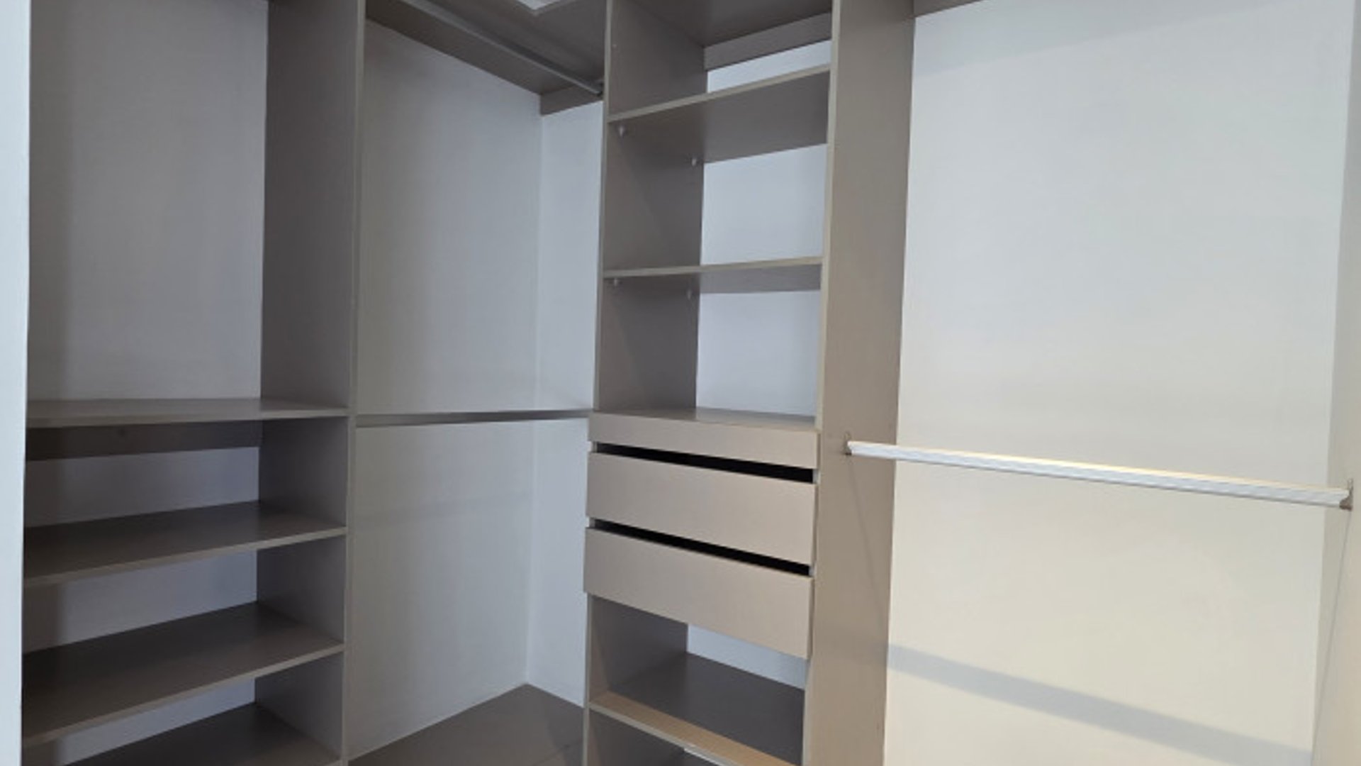 Apartamento en Alquiler en Parque 10 Guatemala - Miniatura 8