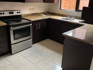 Casa en venta, en Carretera al salvador - 2