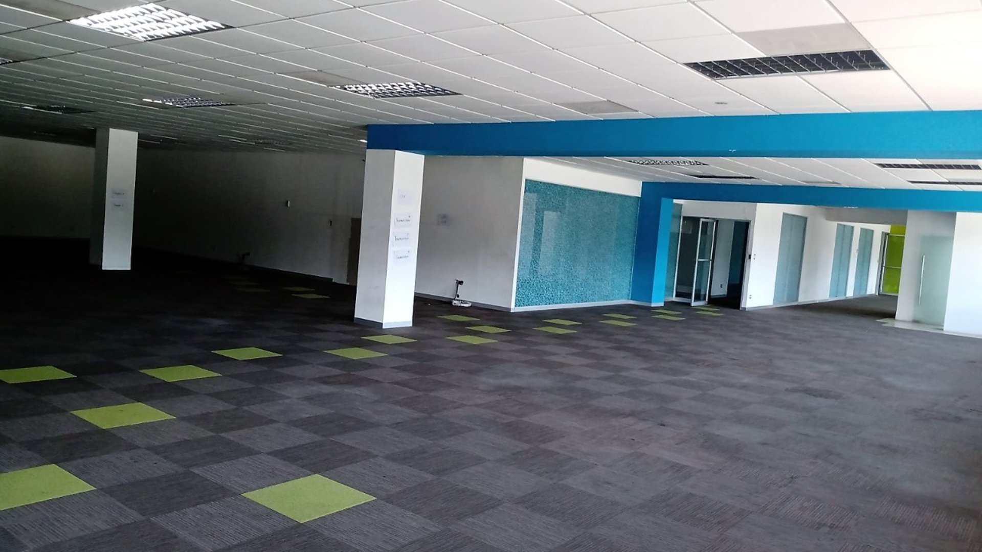 Edificio en renta en Plaza Canada Zona 12 - Miniatura 19