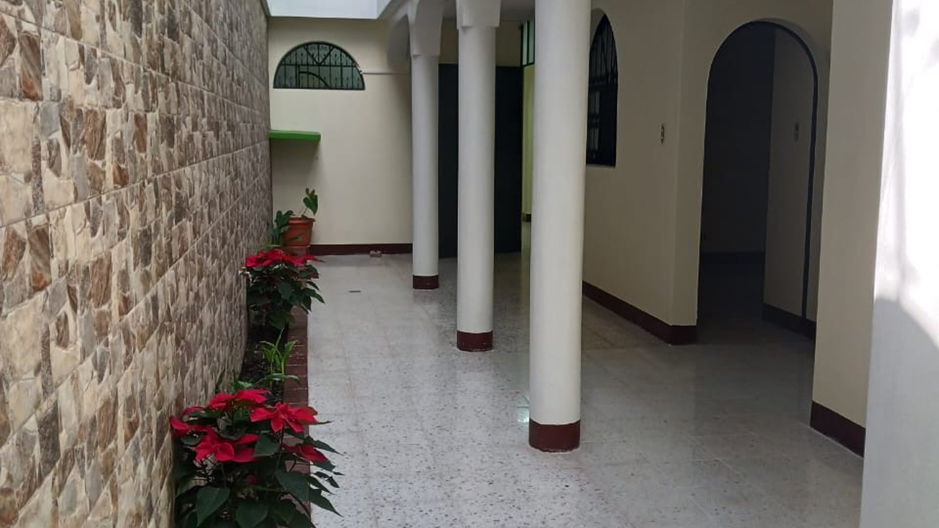 Casa  Alquiler Uso Suelo Comercial en zona 1 de Ciudad