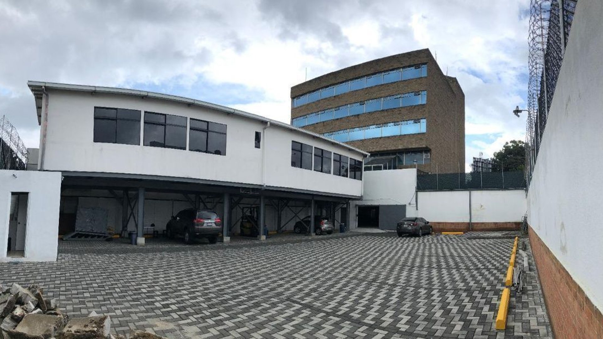 Edificio en ALQUILER en zona 10 - Miniatura 20