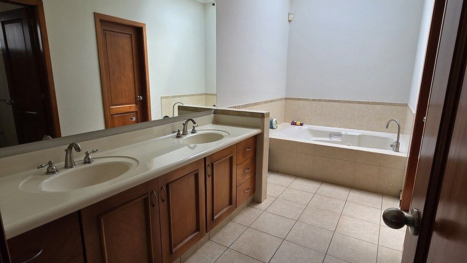 Hermosa Casa en Portal del Bosque en VENTA‼️ - Miniatura 6