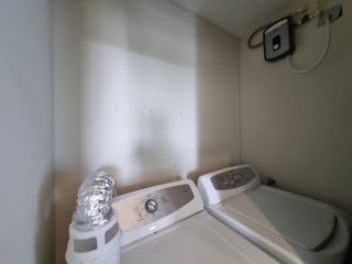 Apartamento Amueblado en Renta zona 15 Vista Hermosa 1 - Image 3