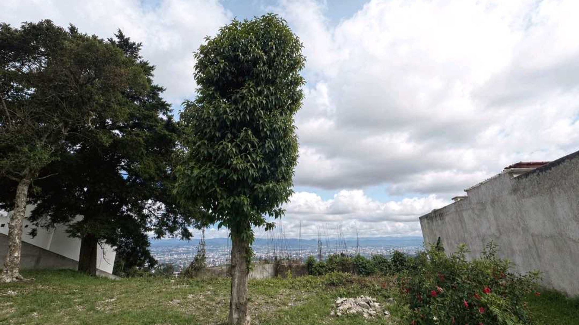 TERRENO EN VENTA???? Altos de Montebello, Km.12.7 Carretera a El Salvador