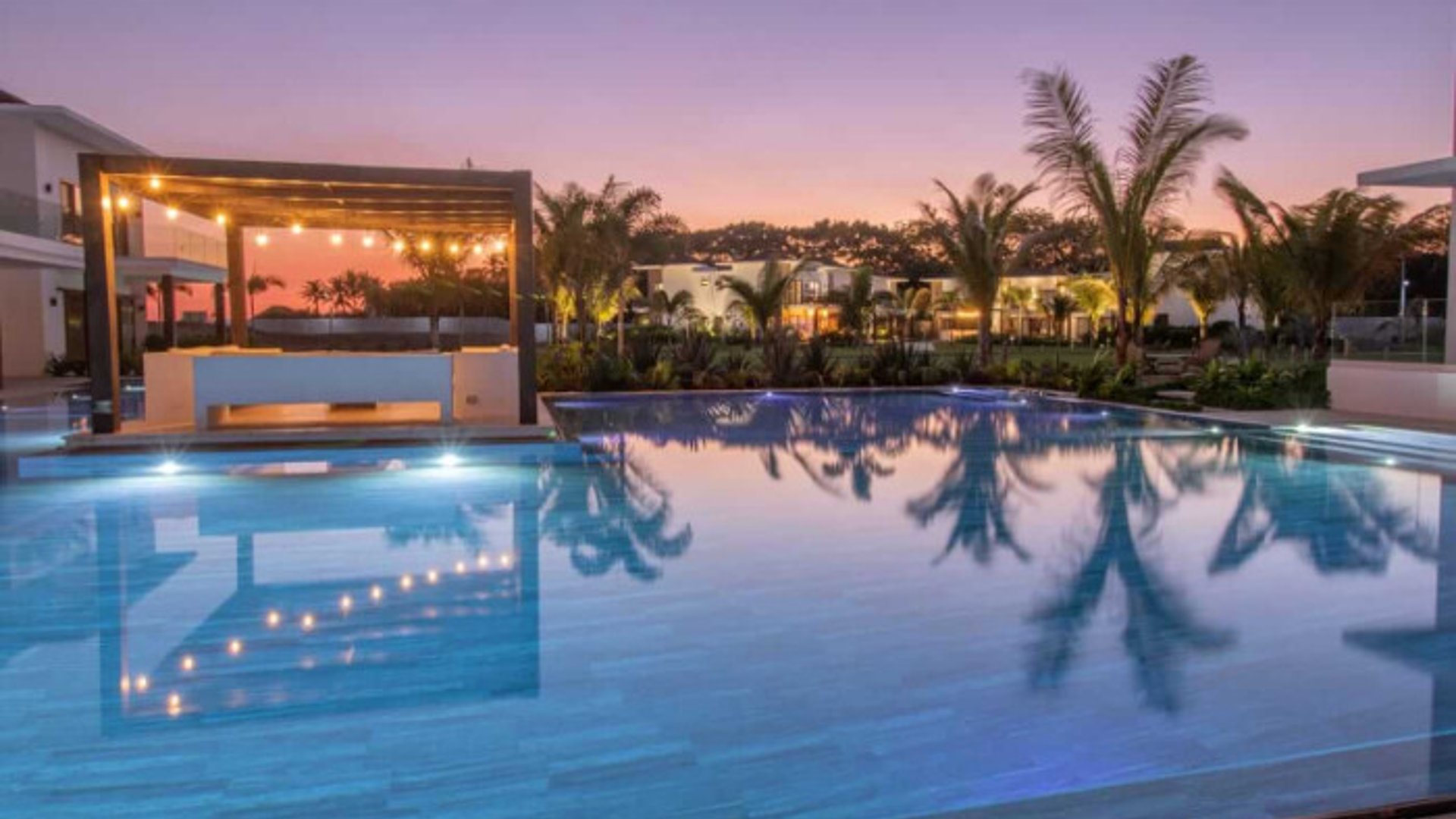 Villa o Casa en Venta en La Mar Monterrico