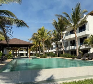Apartamentos Frente al Mar con  Título de Propiedad en Venta