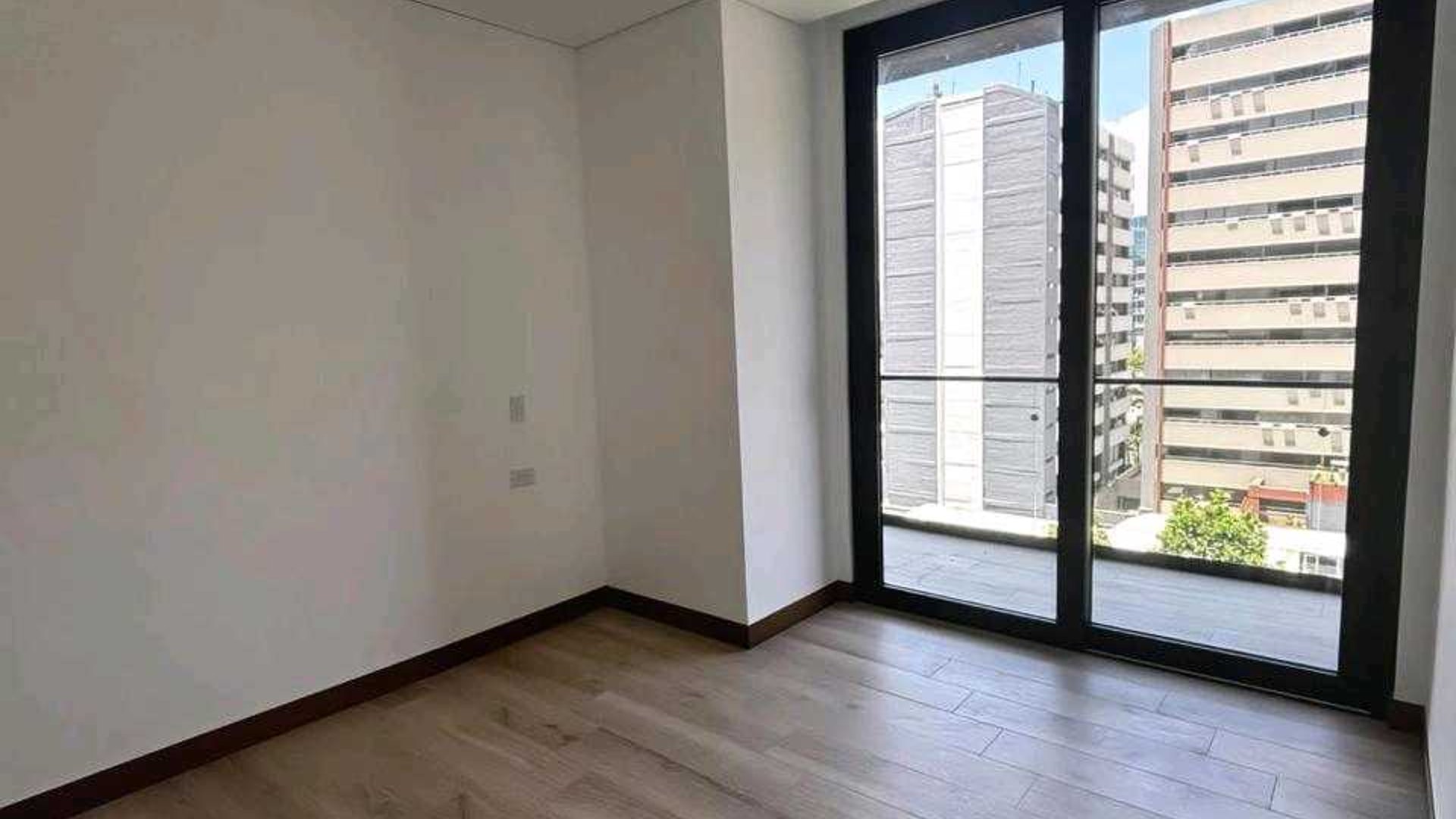 APARTAMENTO EN ALQUILER ???? Edificio Ferre Diez, Zona 10 - Miniatura 5