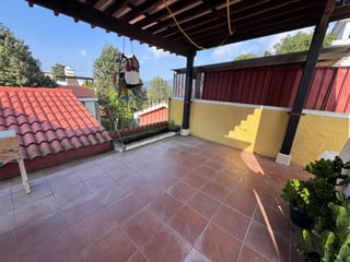 Casa en venta de 3 niveles en KM 28.5 Carretera Antigua G. Ref-5509 - 5