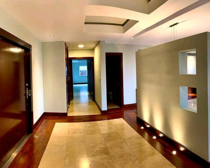 Alquilo / Vendo Lindo Apartamento en Edificio Vista Real