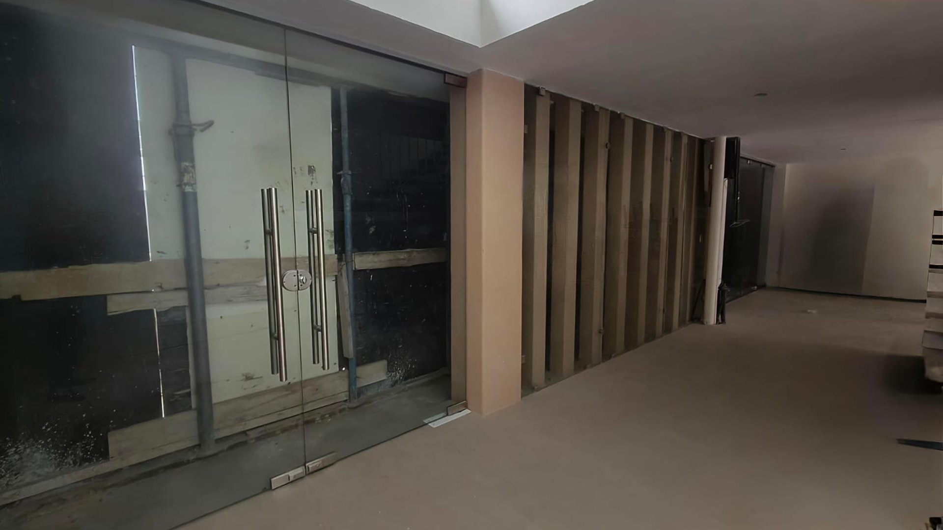 ALQUILER DE LOCAL COMERCIAL - 4 GRADOS NORTE, ZONA 4 - Image 1