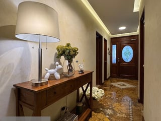 CAÑADAS DE ELGIN/ Casa Amueblada en Venta, zona 13 - Image 4