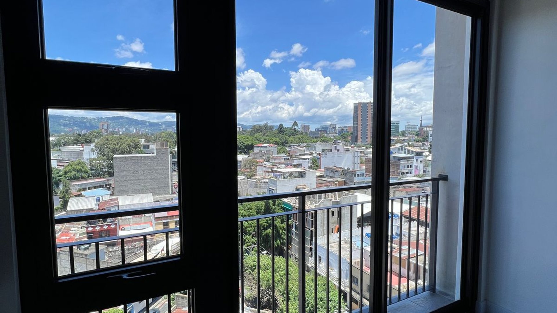 Vendo Lindo Apartamento Nuevo en Edificio Silk