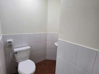 Oficina en ALQUILER en Pradera zona 10 - 4