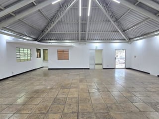 Propiedad para Uso Comercial en zona 12 - 5