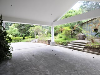 Beautiful two-story home with swimming pool for sale, 16 kilometers away from La Antigua, Guatemala. - Image 17