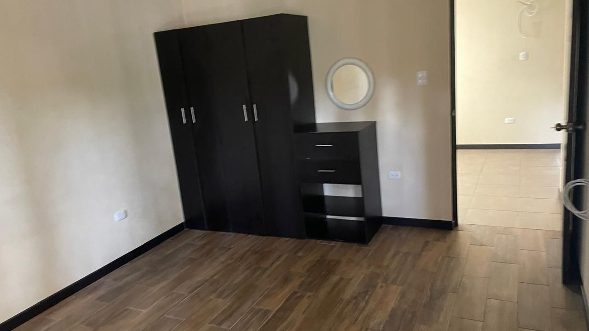 Casa en venta en Condominio Valle Real San Lucas Sacatepequez - Miniatura 10