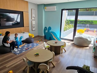 2-Bedroom Apartment in Zona 10, Guatemala City - Parking, Balcony - $7,000 USD - Image 2