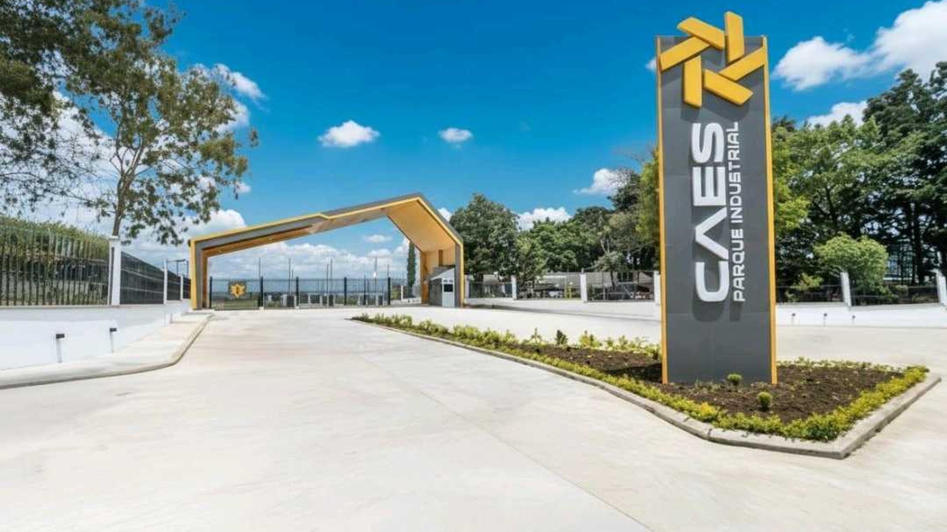 BODEGAS EN ALQUILER📍Parque Industrial CAES, km 27 CAES