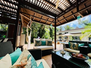 Casa, rancho y bungalows frente al río – Río Dulce - Image 1