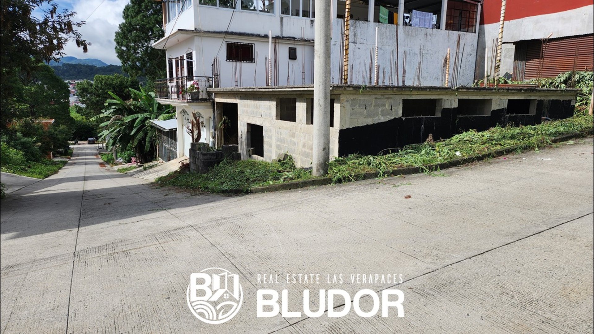 Vendo Terreno con Construcción en Villa Los Robles - Miniatura 4