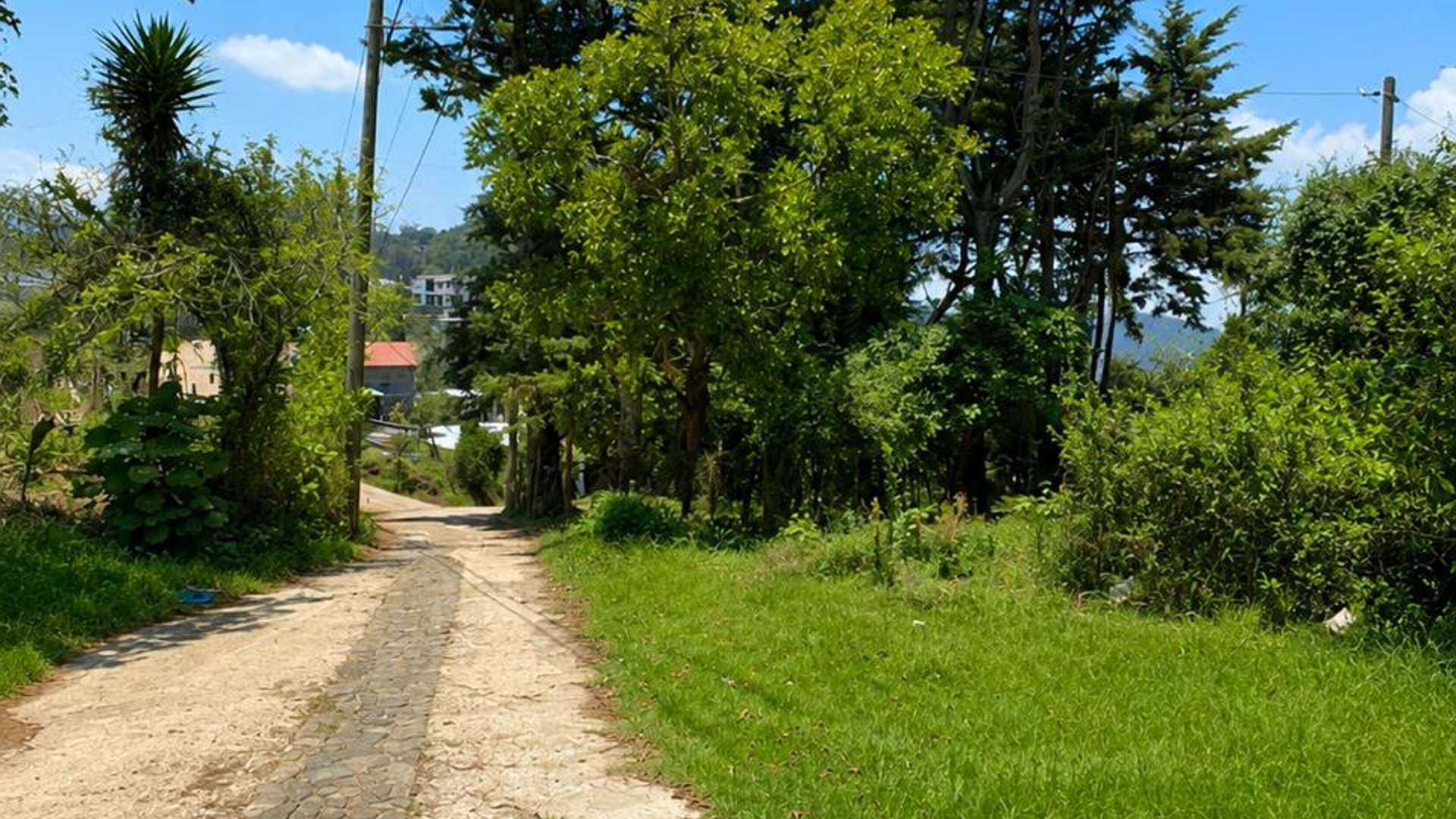 DOS TERRENOS DE ESQUINA EN VENTA, SANTA LUCIA MILPAS ALTAS - Miniatura 4