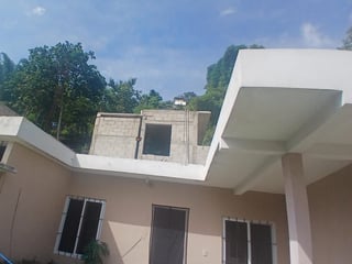 Propiedad para Inversiòn con  locales y apartamentos - 4