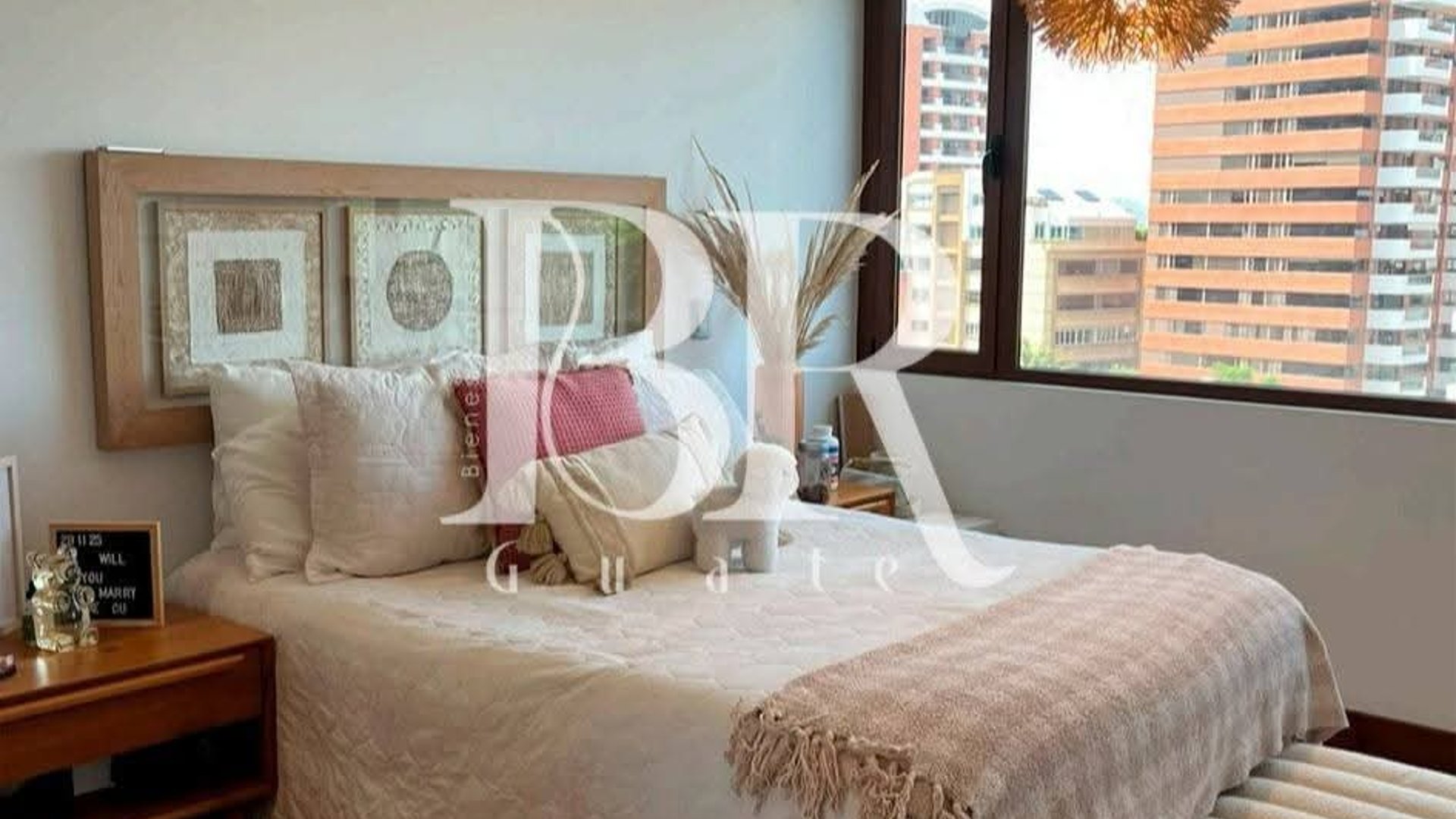VENTA APARTAMENTO EN GAUDI ZONA 10 DE 4 HABITACIONES - Miniatura 8