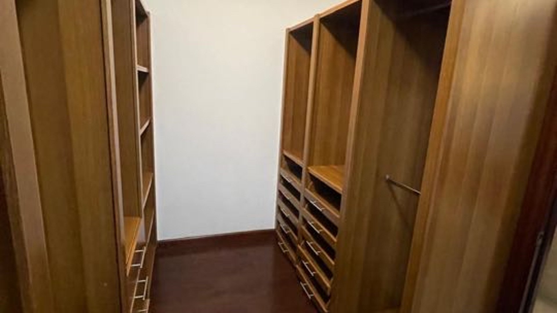 ALQUILER DE AMPLIO Y LINDO APARTAMENTO - TADEUS, ZONA 14 - Miniatura 16