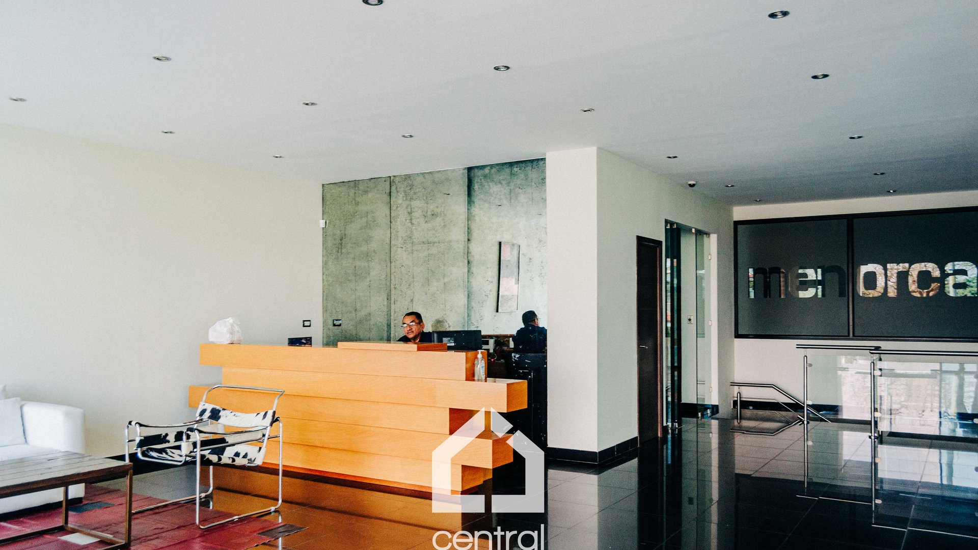 Apartamento en renta Edificio  Menorca, zona 15