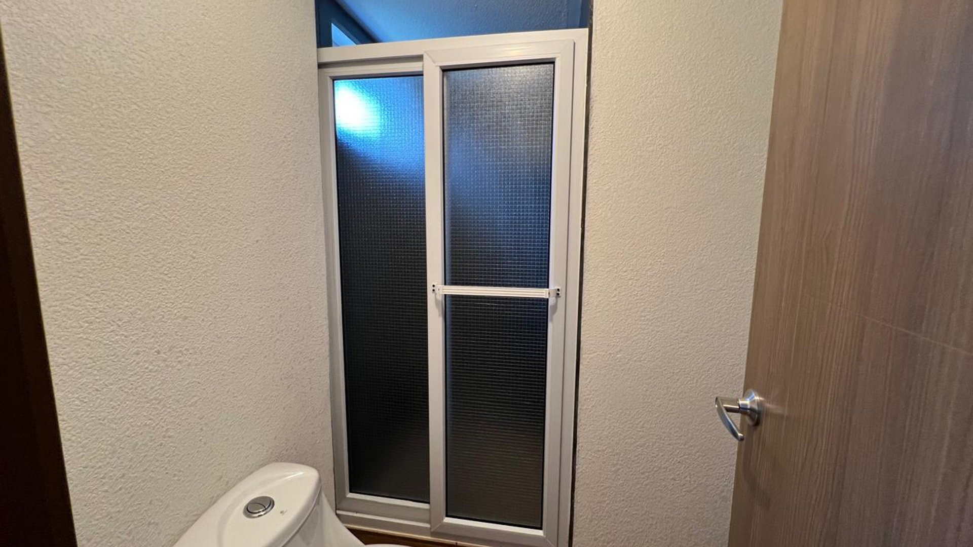 APARTAMENTO EN RENTA EN EDIFICIO UNIDO  ZONA 17 - Miniatura 18