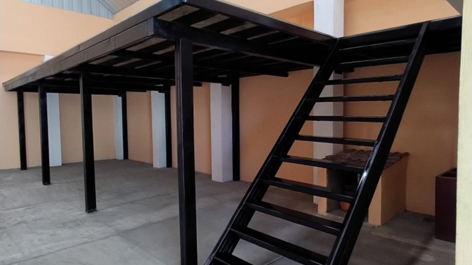 Bodega en Alquiler en el centro de Zacapa - Miniatura 4