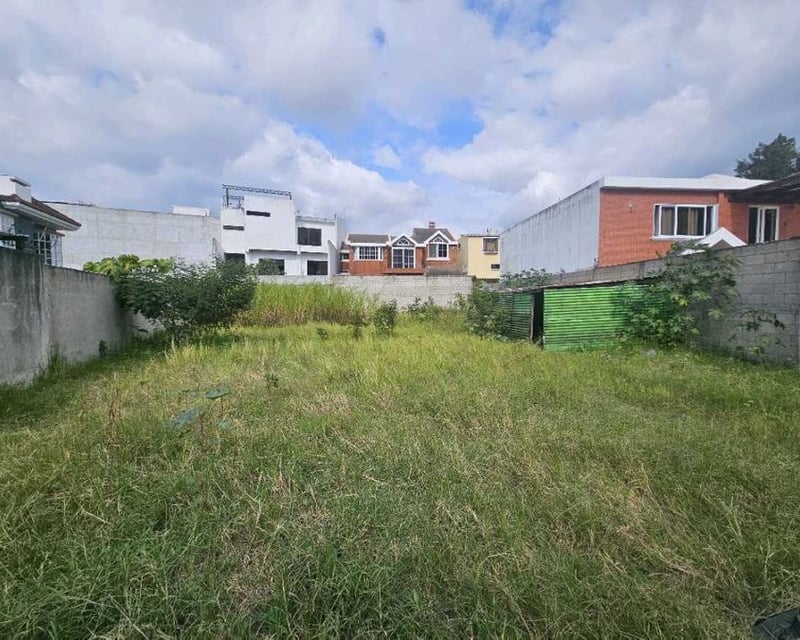TERRENO EN VENTA – ZONA 16 🔹 Condominio Las Fuentes – Bulevar Acatán