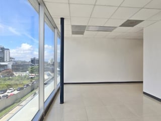 Oficina en Renta Zona Pradera Zona 10 de 86.57 mts2 - 5