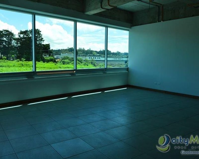 Oficina Comercial en Renta en Carretera a El Salvador