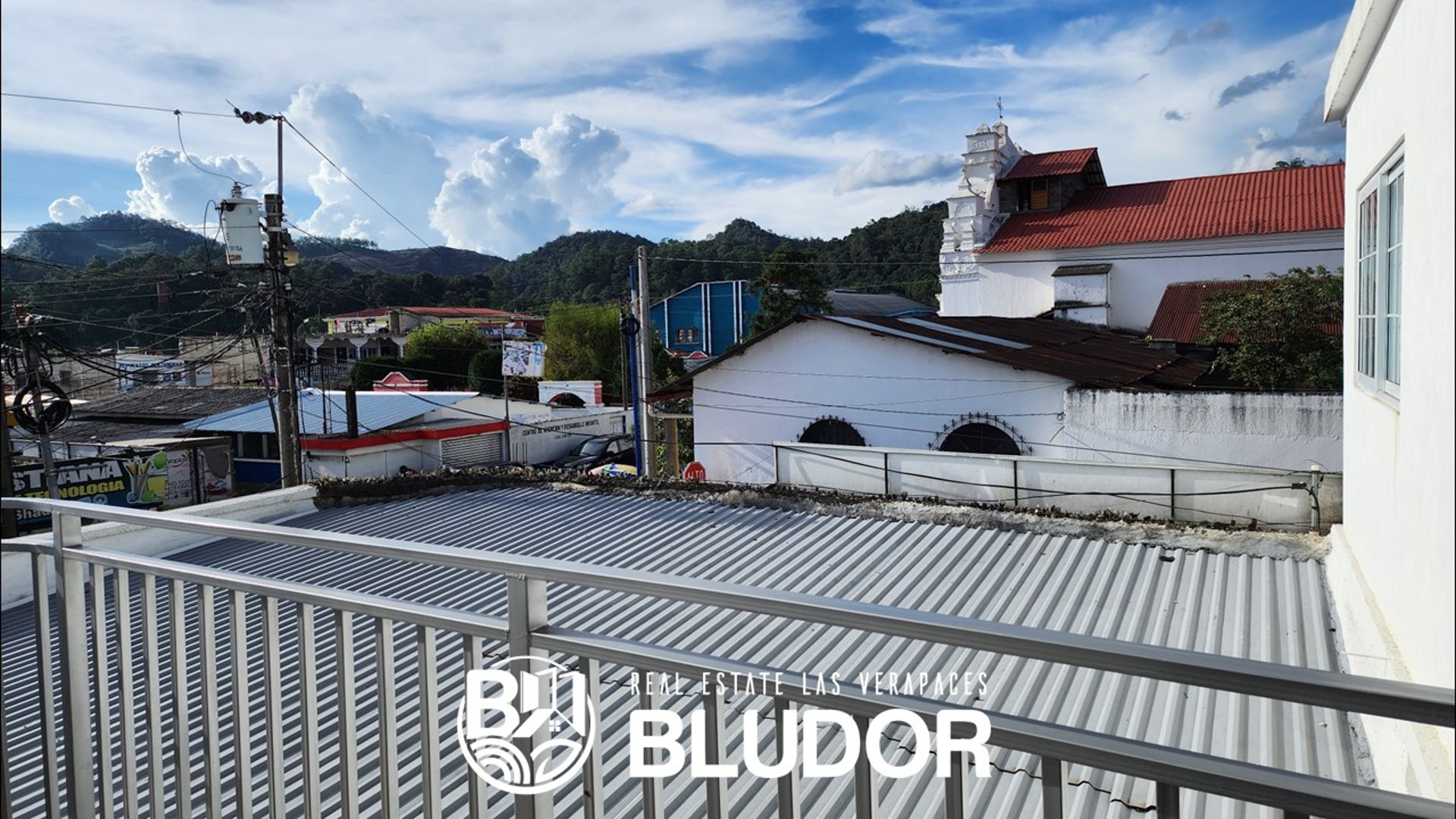 Edificio Céntrico en Renta Santa Cruz Verapaz - Miniatura 21