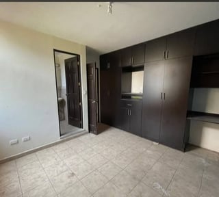 Casa en Venta de 3 habitaciones en el Encinal  3 ref-6079