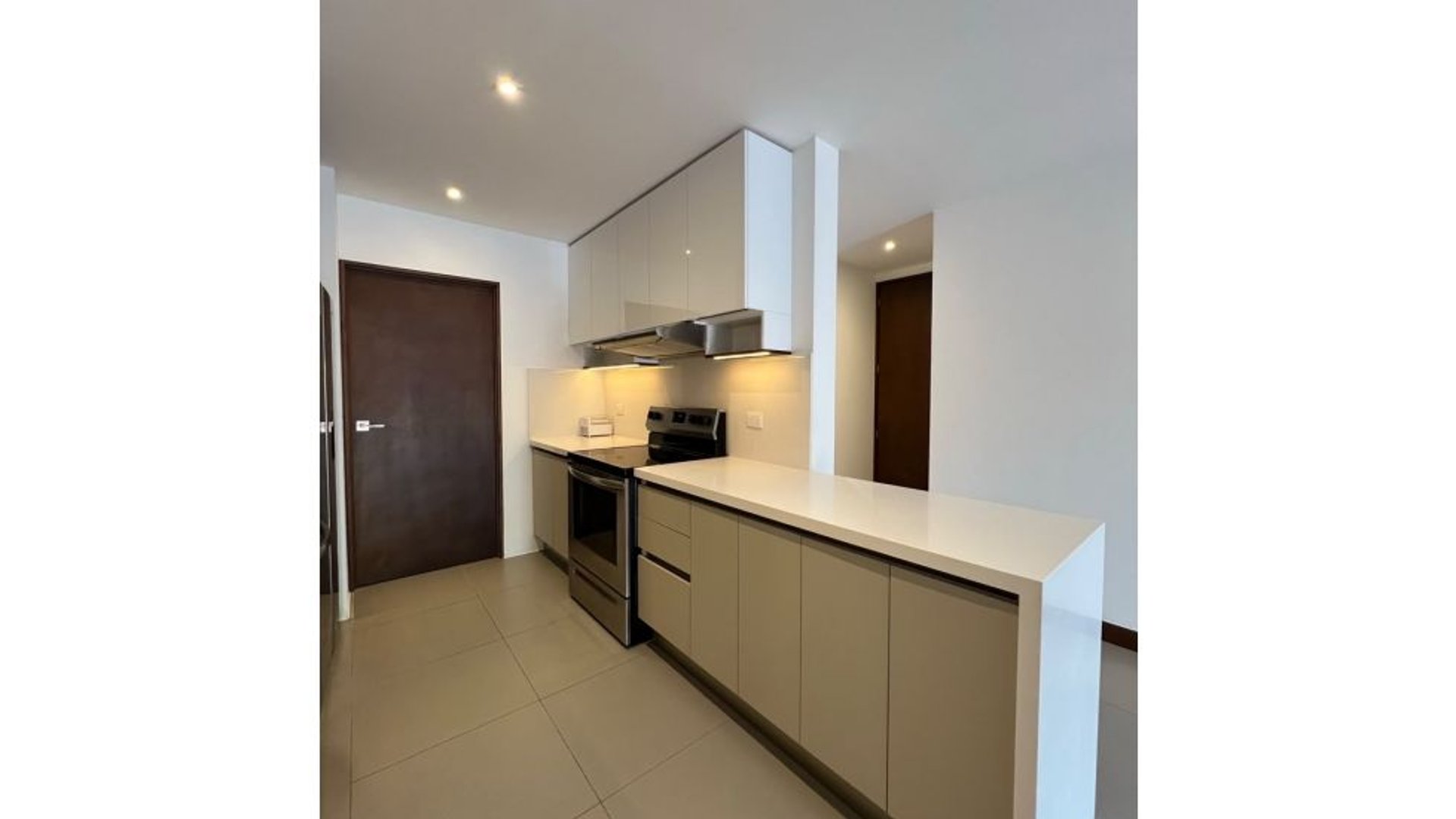 ???? APARTAMENTO EN RENTA – 2 HAB + LÍNEA BLANCA | AILÉ | ZONA 13 - Miniatura 3