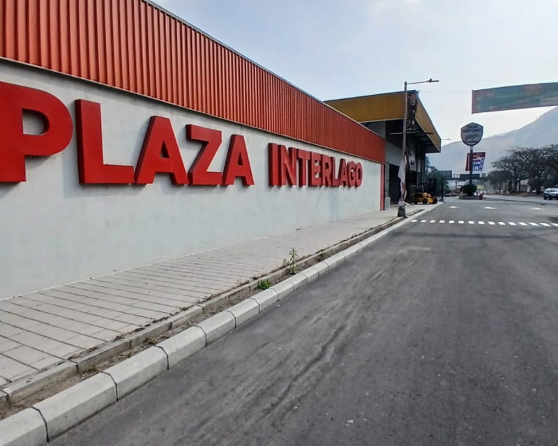 Local Comercial en Renta en Interlago Amatitlán