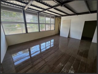 Casa de Esquina en Venta – Zona 12 - 2