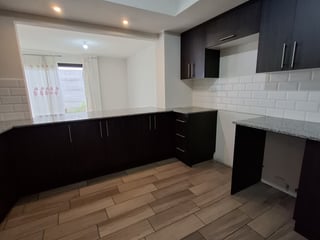 Casa en Venta dentro de Condominio en San Miguel Petapa - Image 5