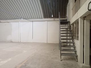 Bodega Renta | Mixco Zona 2 (Cerca de la Rooselvet) - 2