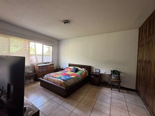 Casa en venta a pocos metros Blvd Liberación Zona 13 | Excelente inversión, no tiene POT - 3